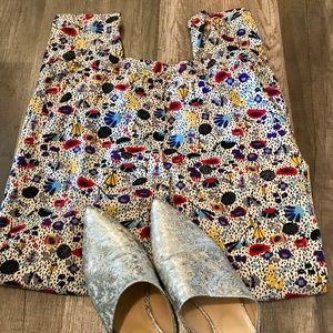 Patterned fitted trousers